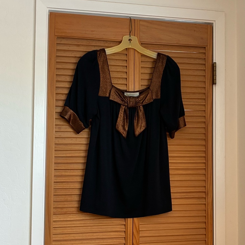 Elegant Navy and Bronze Metallic Women's Top